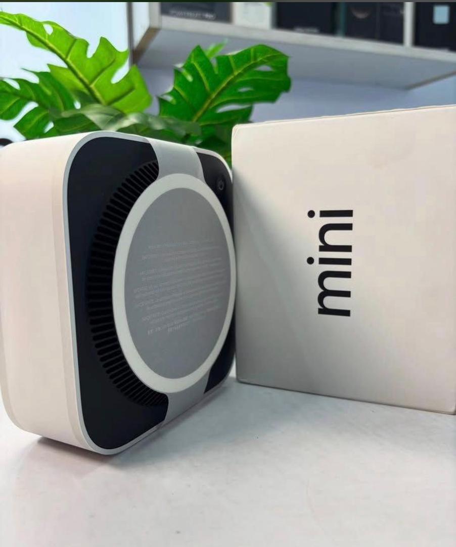 Mac Mini (M2)